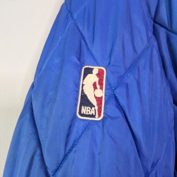 Mitchell & Ness Hardwood Classics New York Knicks Reversible Jacket – Black/Blue - Picture 9 of 16